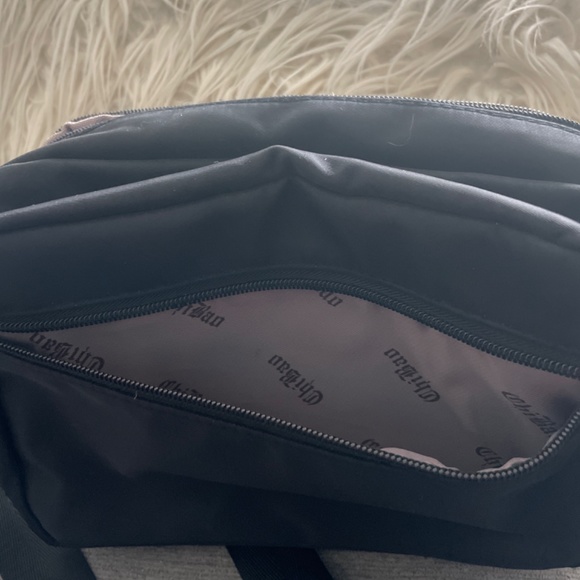 CHIBAO crossbody purse - Picture 9 of 10